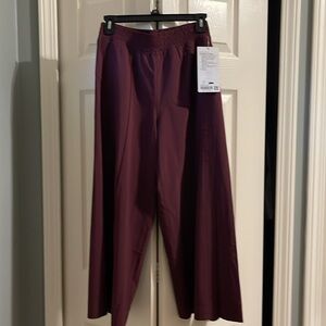 NWT Lululemon Wanderer Cropped Pant